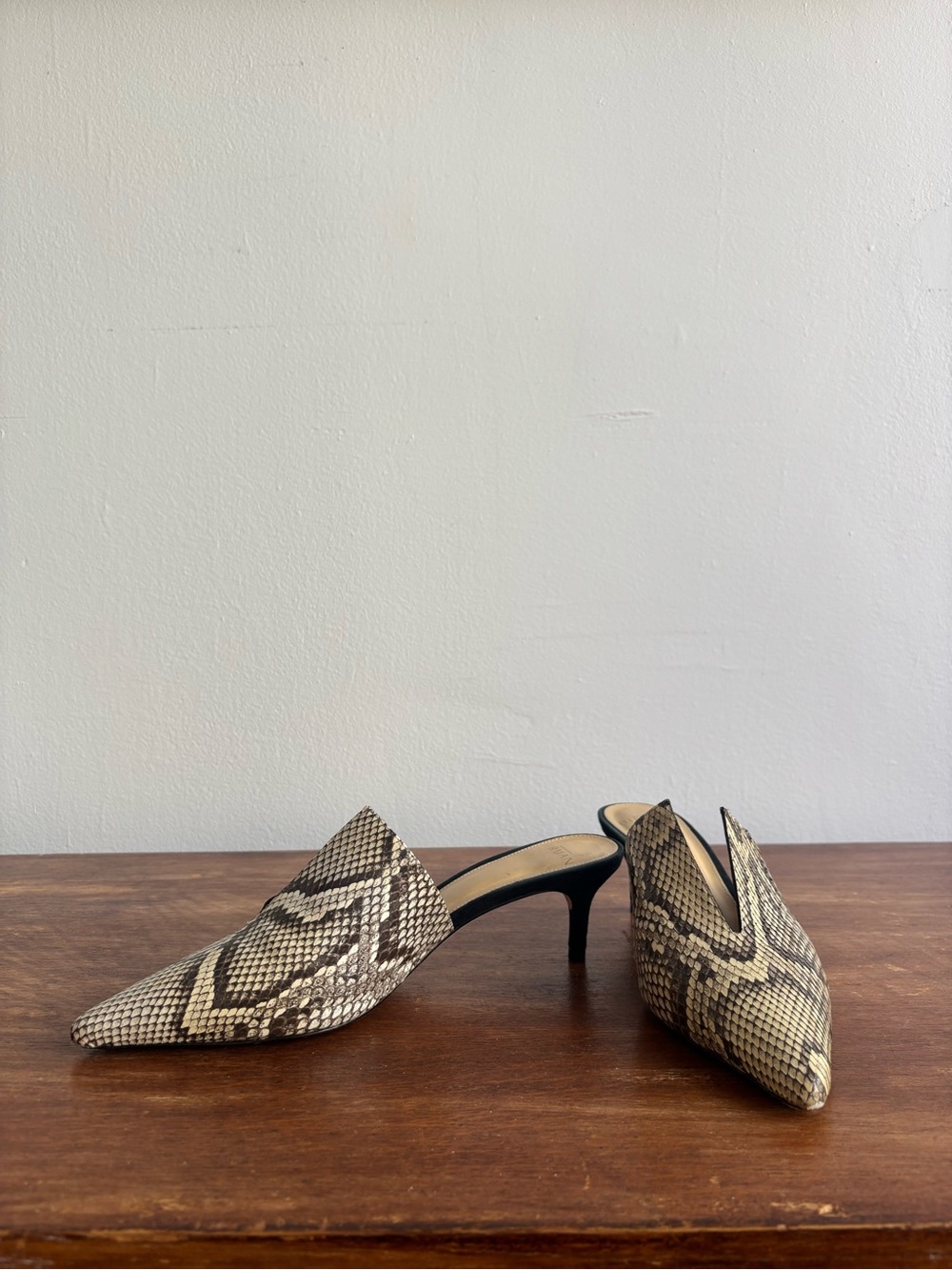 Alexandre Birman snake-print mule